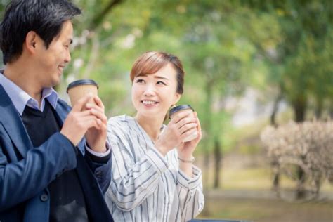 既婚 女性 独身 男性 占い